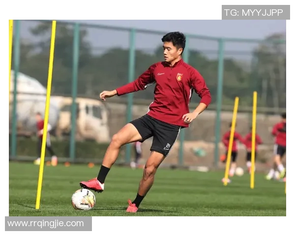 升班马生存报告：新晋球队在顶级联赛中的挑战与机遇分析