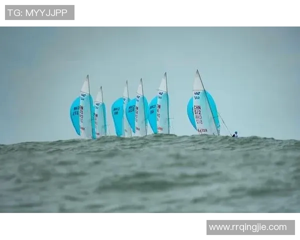 2023年国际帆船赛事分组结果揭晓各队伍备战新赛季的精彩对决