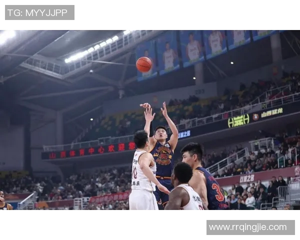 山西汾酒球员表现出色,助力球队夺得胜利 山西汾酒球员表现出色,助力球队夺得胜利